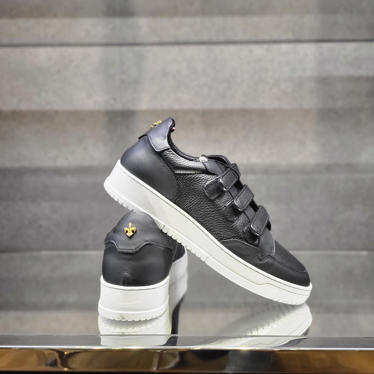 TRE BLACK SNEAKERS 